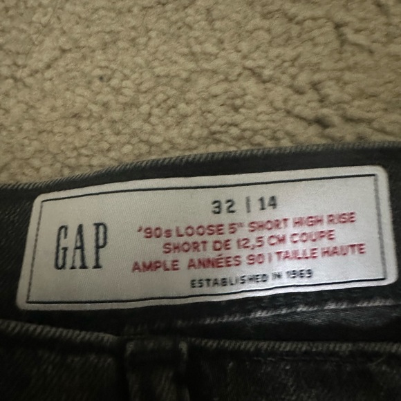 Gap shorts - Picture 2 of 3